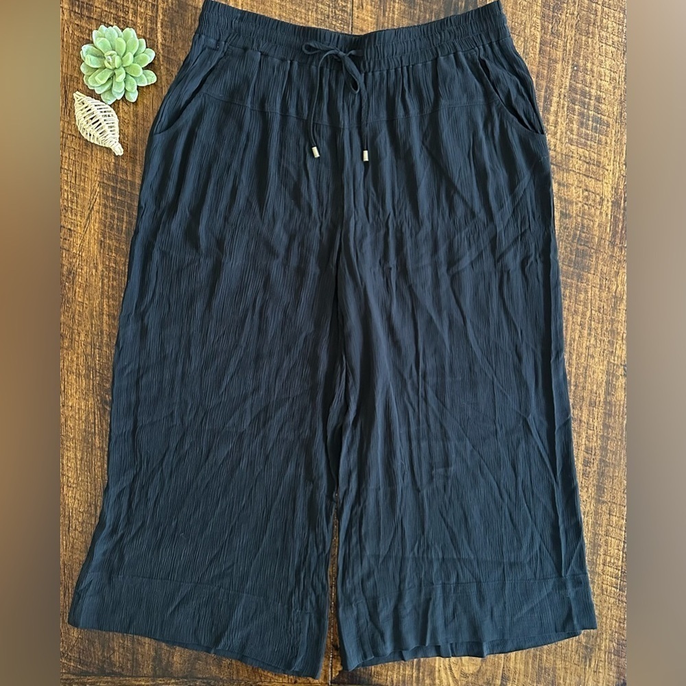 Terra & Sky | Black Cropped Wide Leg Pants with Drawstring